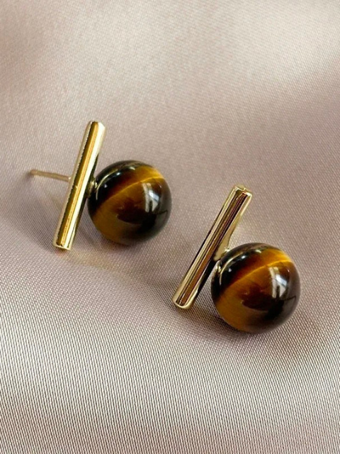 The Lola Pearl Studs